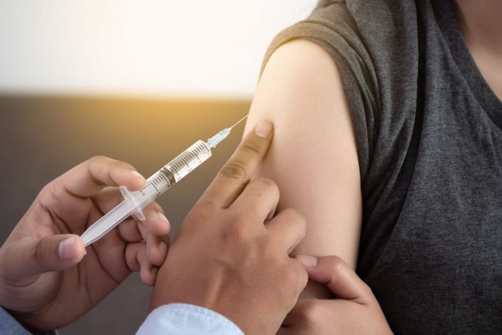 Terceira Dose ou Reforço da Vacina Contra Coronavírus Será Aplicada a Partir de Setembro